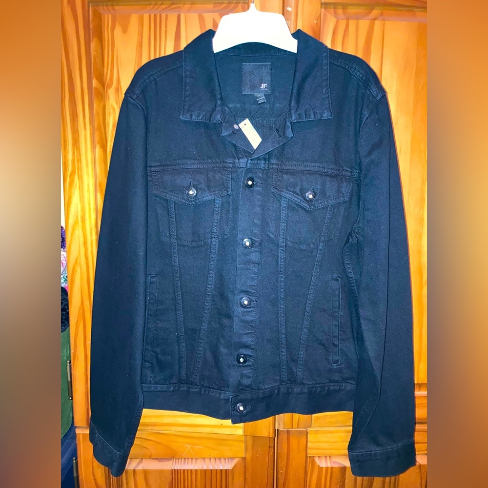 J.Ferrar Designer Denim Jacket  Mens black, classic look!Brand NEW
